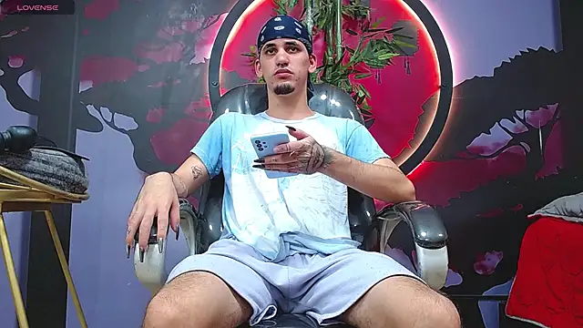 Dirty Kingg online show from November 21, 8:19 pm