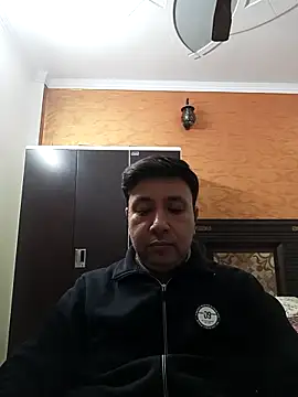 innocentboy1987 online show from November 17, 9:01 am