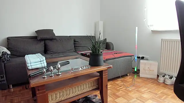 molicaremolicare online show from December 4, 11:17 am