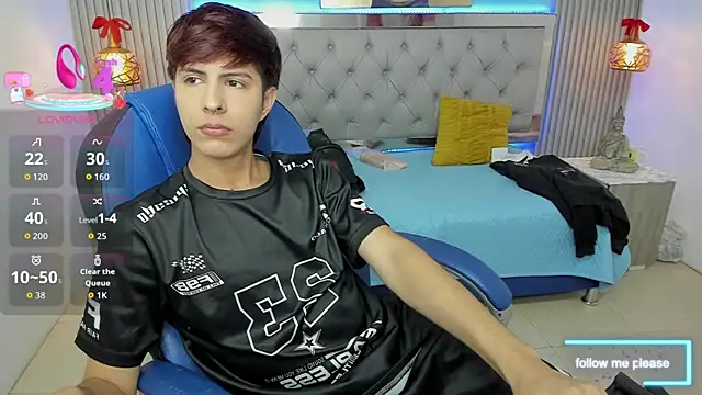 Estiv18  online show from January 12, 2:59 am