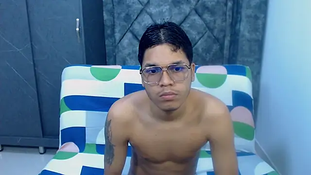 David Gil19 online show from January 9, 3:34 am