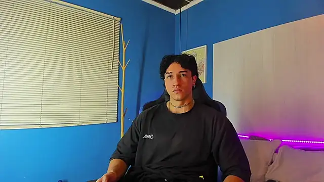 KaryBig3 online show from March 21, 4:17 am