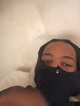 Smaragstr online show from March 5, 12:56 pm