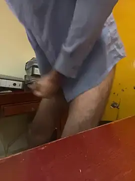 ed-hardy87 online show from March 10, 1:43 pm