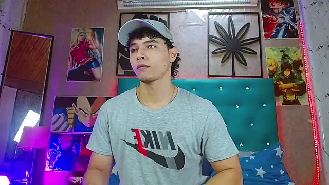 LiamAndrewzz online show from November 5, 6:54 pm