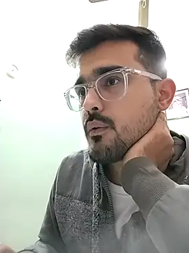 hornypurush online show from December 3, 7:31 pm