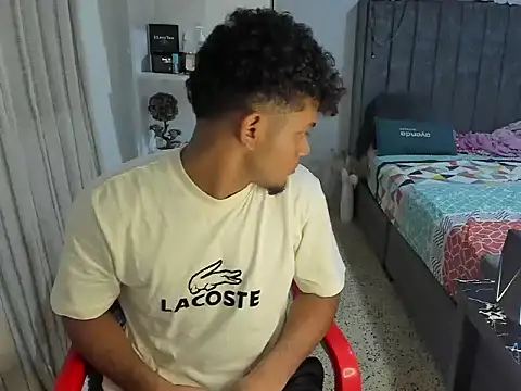 Fox2evans online show from December 13, 9:21 pm