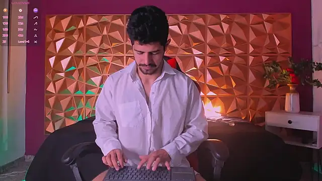 AlejandroStormm online show from February 25, 7:58 pm