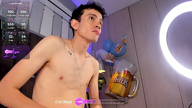 ValentinoMoreti online show from September 30, 2:53 pm