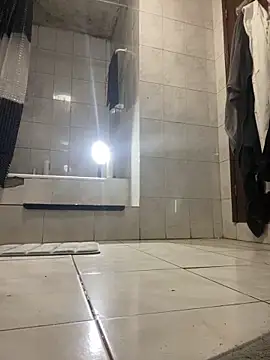 rogerdik76 online show from April 17, 4:59 am