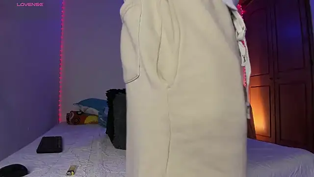 morenosiam online show from October 12, 12:15 am