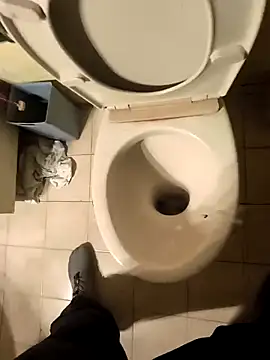 Snapshot of Andros1975 chatting on September 28, 10:30 pm Andros1975 online show from September 28, 10:30 pm