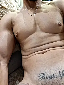 juniortche1313 online show from February 3, 9:20 pm