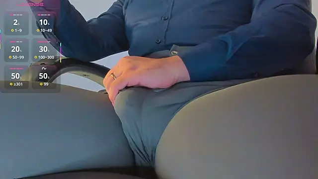 MxsterJohn online show from April 19, 8:22 pm