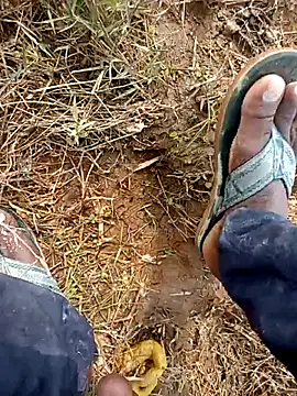 deshiwife26 online show from December 20, 5:03 am