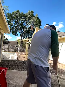 superbearboss online show from November 14, 8:10 pm