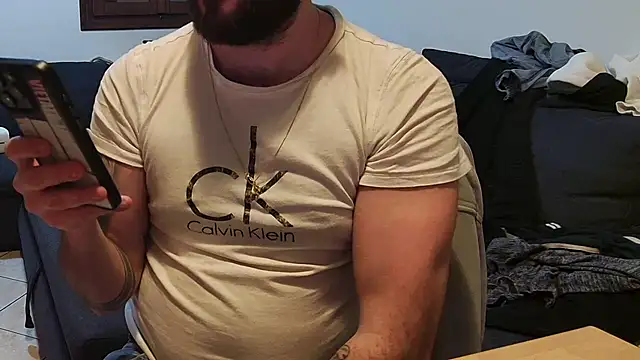 maialinofriuli online show from January 15, 1:53 am