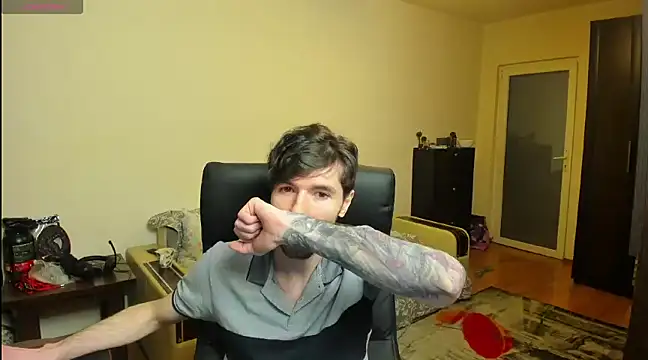 JustinPorno online show from March 18, 7:01 am