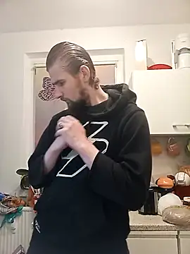 ThePython666 online show from October 8, 5:06 pm