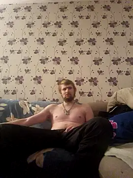 ThePython666 online show from October 4, 8:57 pm