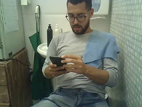 pdasgyn online show from February 25, 6:20 pm