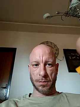 svenpfeifer online show from March 2, 10:11 am