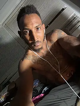 Foxdaguy online show from December 2, 6:49 am