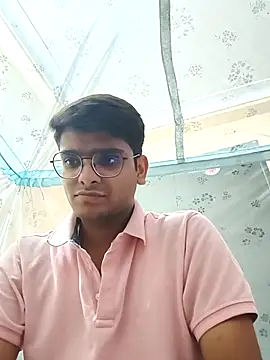 Snapshot of sutfvkii chatting on October 5, 5:50 pm sutfvkii online show from October 5, 5:50 pm