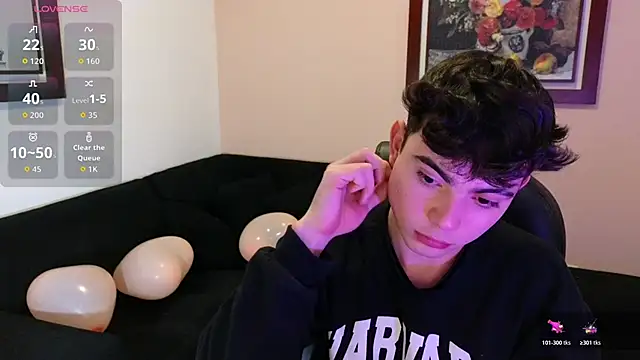 lukeboyce33 online show from February 7, 12:51 am