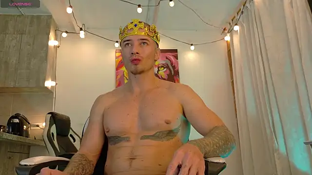 Ryannblue07 online show from October 9, 12:04 am