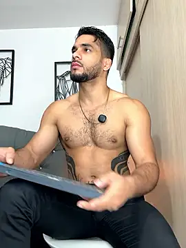 Maximiliano ford online show from January 17, 11:13 am