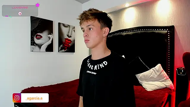 LiamWildx20 online show from February 16, 4:32 am