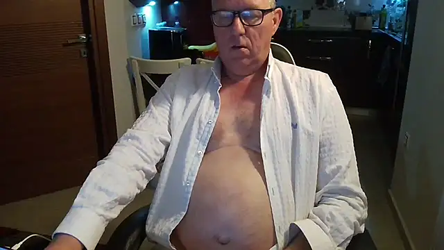 JamesBauer online show from March 8, 4:05 am