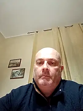 Alexis Bull online show from February 4, 1:33 am