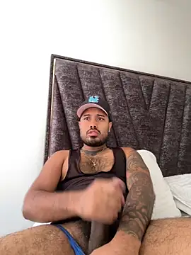 PapiStan online show from November 15, 2:52 pm