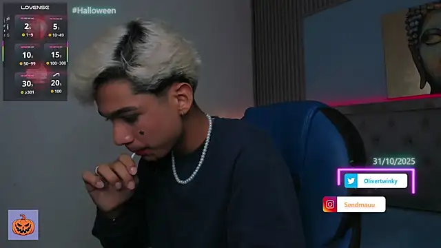 OliverTwinky online show from October 28, 4:59 am