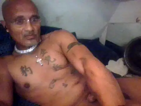 badboy2u2025 online show from January 6, 1:09 am