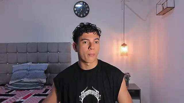 Santy Stump online show from February 3, 11:54 pm