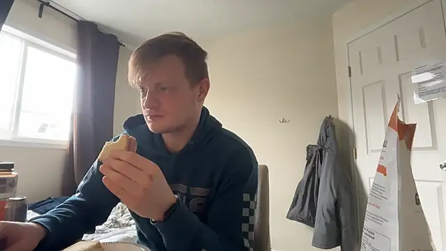 lustylyndon online show from March 24, 5:18 pm