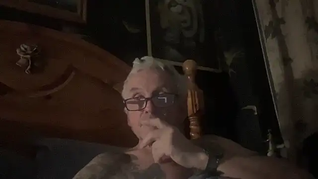 poggles online show from November 21, 7:46 pm