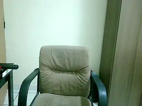 fthrfthr online show from December 15, 3:14 am