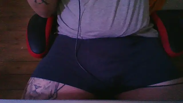 billy125thor online show from November 14, 7:10 am