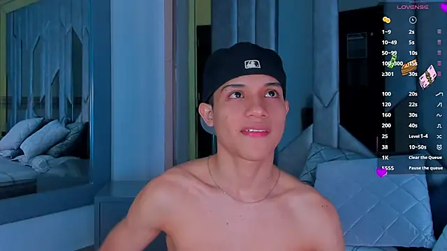 Sebax Young online show from October 24, 7:59 pm