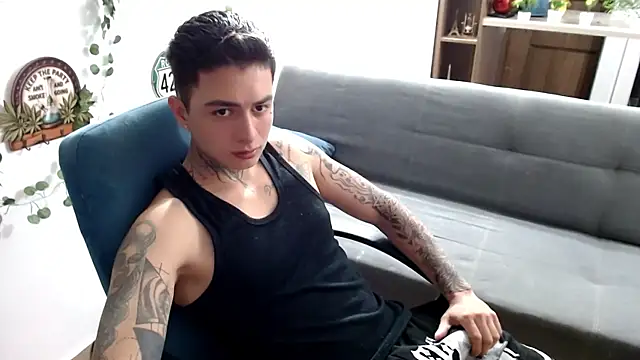 santii ss online show from April 5, 12:52 am