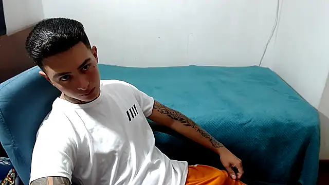 santii ss online show from September 29, 11:33 pm