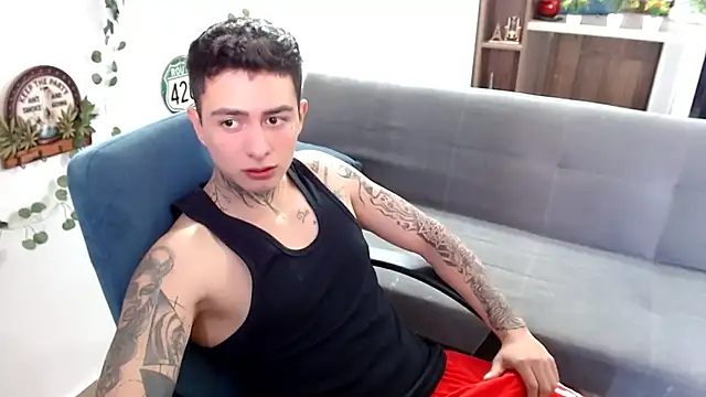 santii ss online show from April 3, 4:48 pm