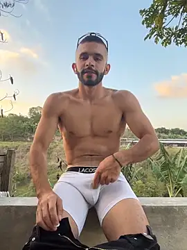 Jacksonfranco online show from February 28, 10:53 pm