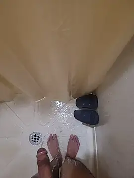 catluvr999 online show from February 6, 2:52 am