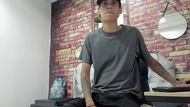 Ian1  online show from November 1, 12:31 pm