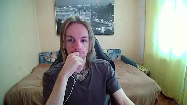 AdamDickens online show from September 12, 9:31 am